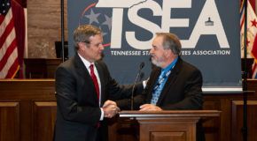 Gov. Lee announces 12-weeks paid family  leave for state employees